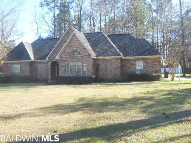 605 Edgewood Drive - Photo 1