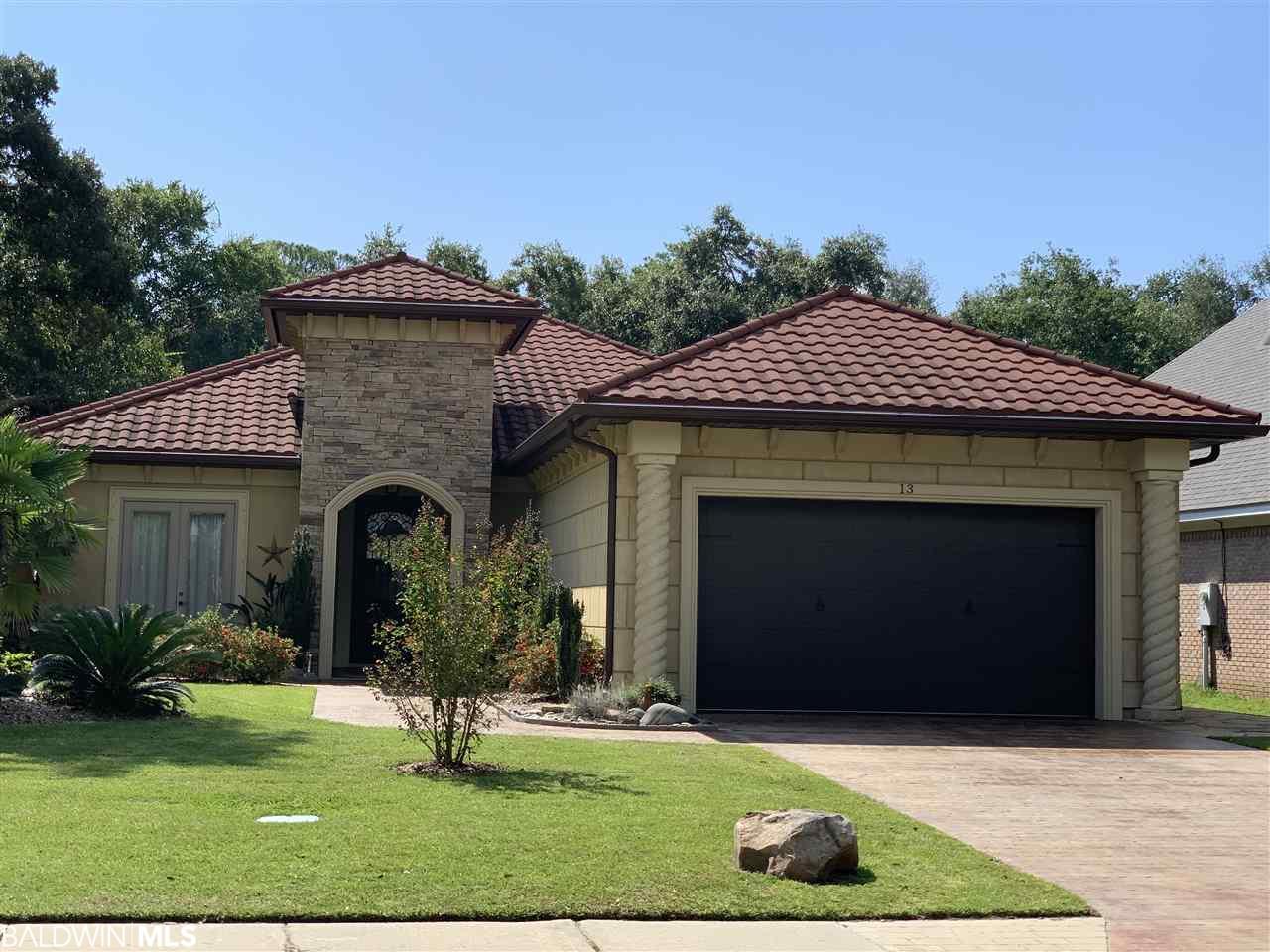 13 Lakeside Dr - Photo 1