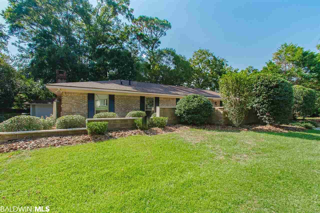 111 Spring Drive - Photo 1