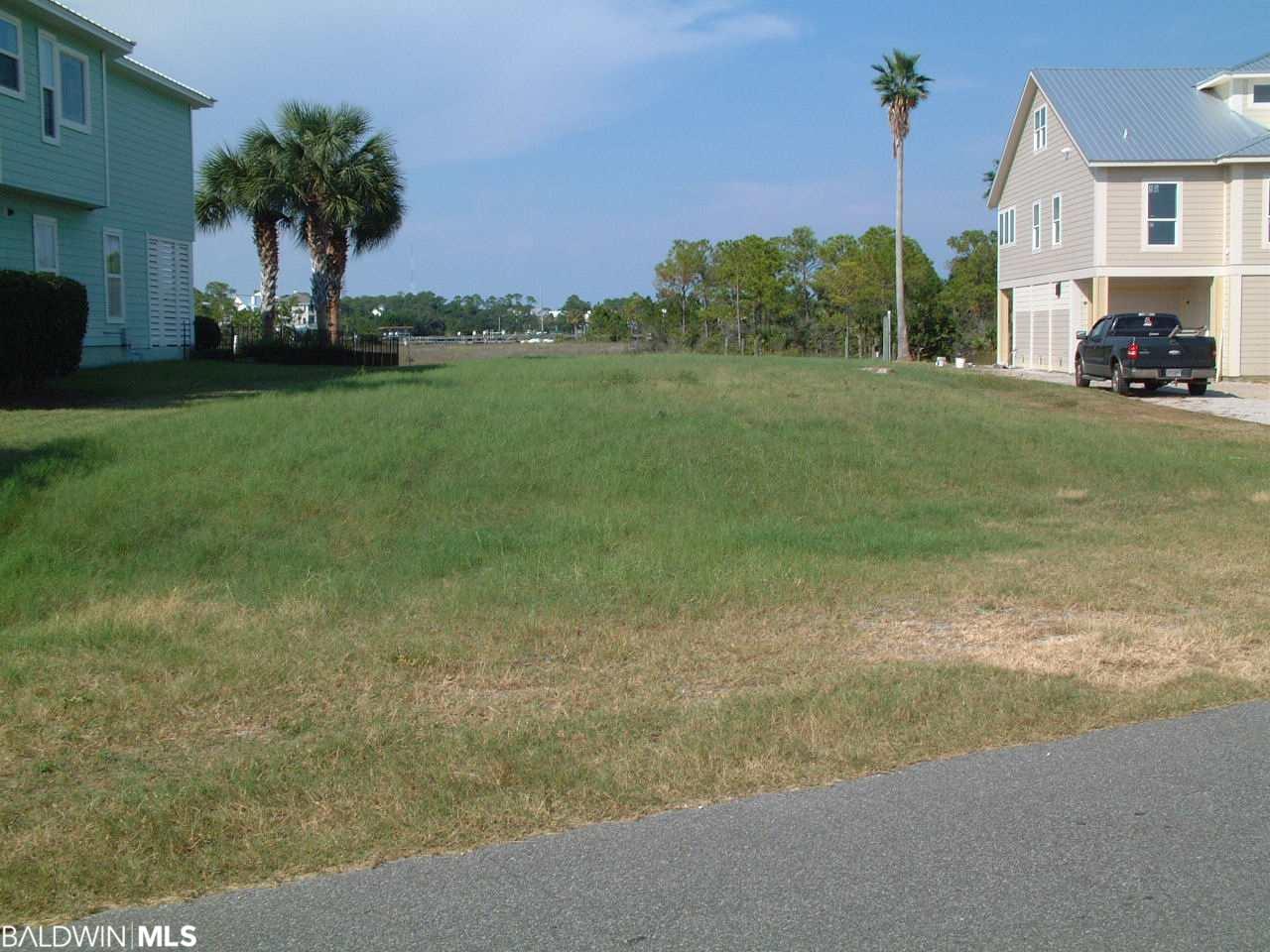 26902 Martinique Dr - Photo 1