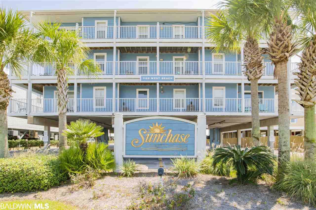 1129 Beach Blvd - Photo 1