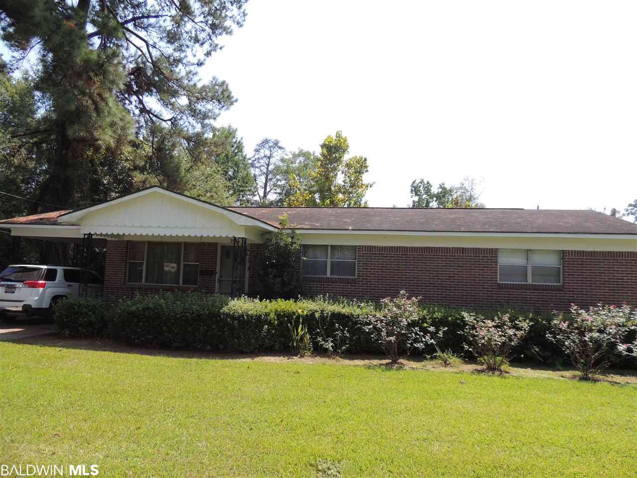 205 Earl Street - Photo 1