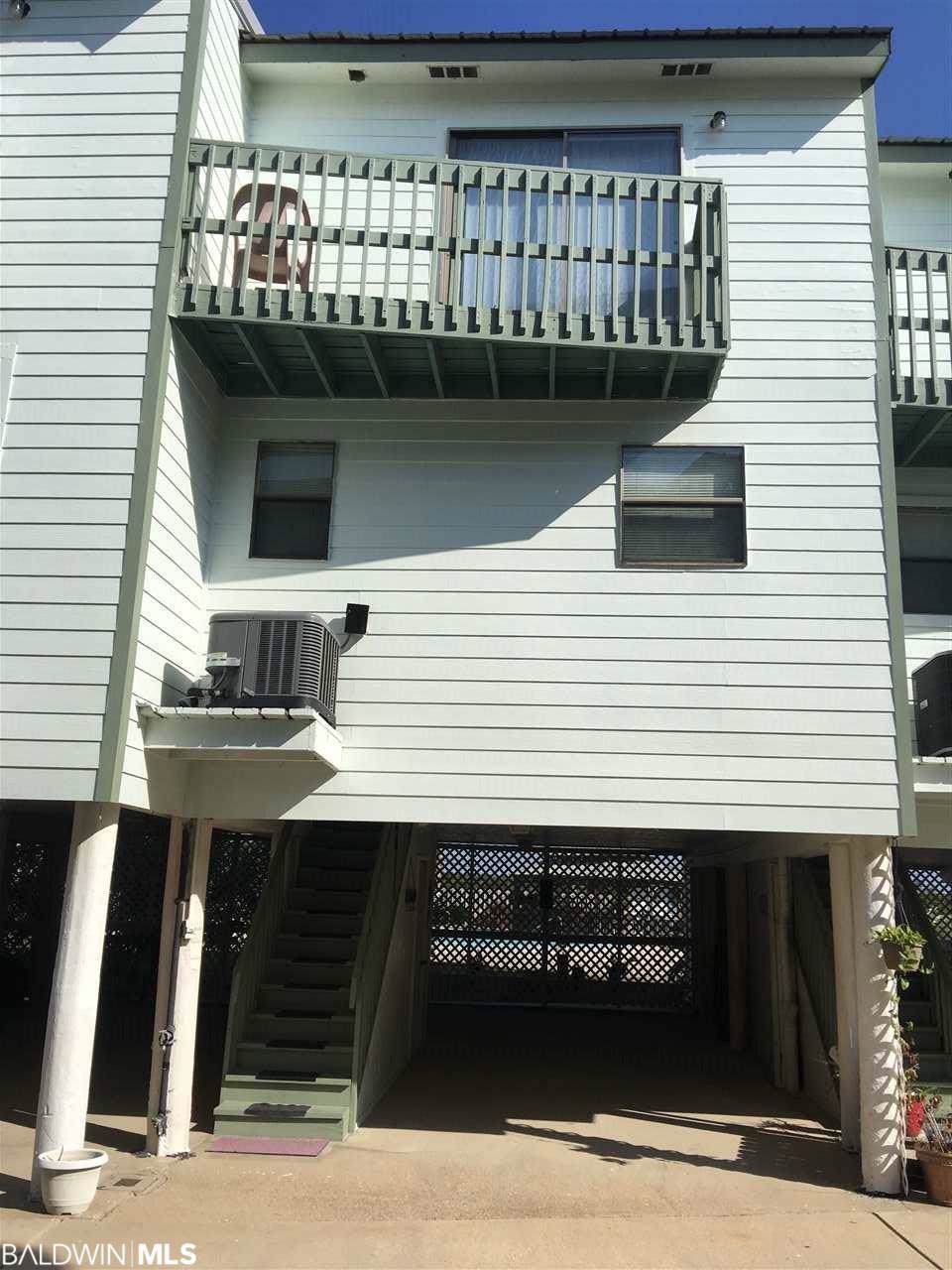 554 Beach Blvd - Photo 1