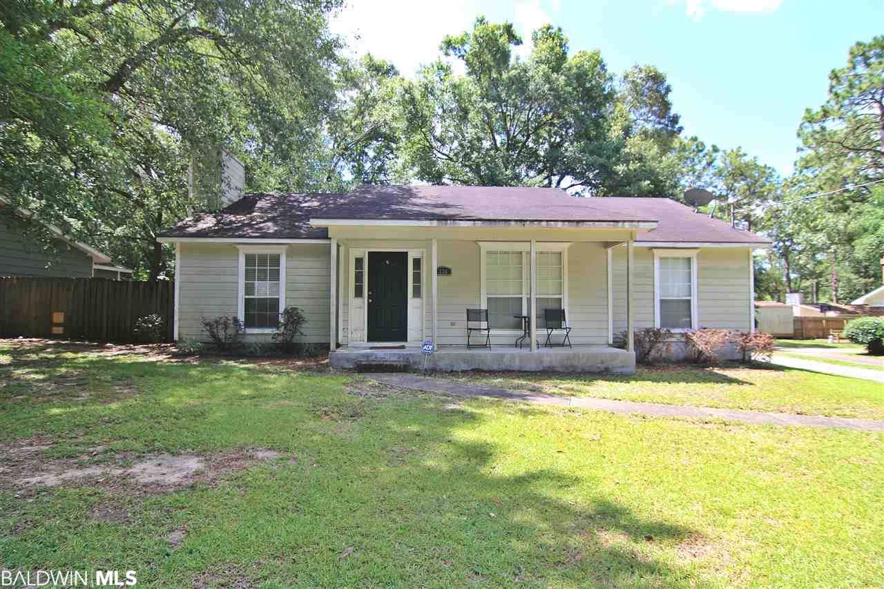 136 Montclair Loop - Photo 1