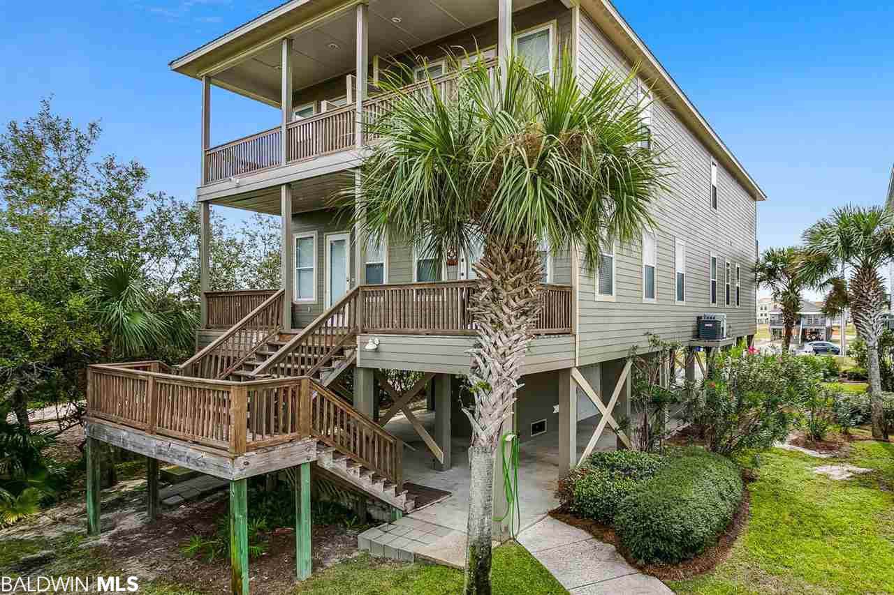 1368B Lagoon Avenue - Photo 1