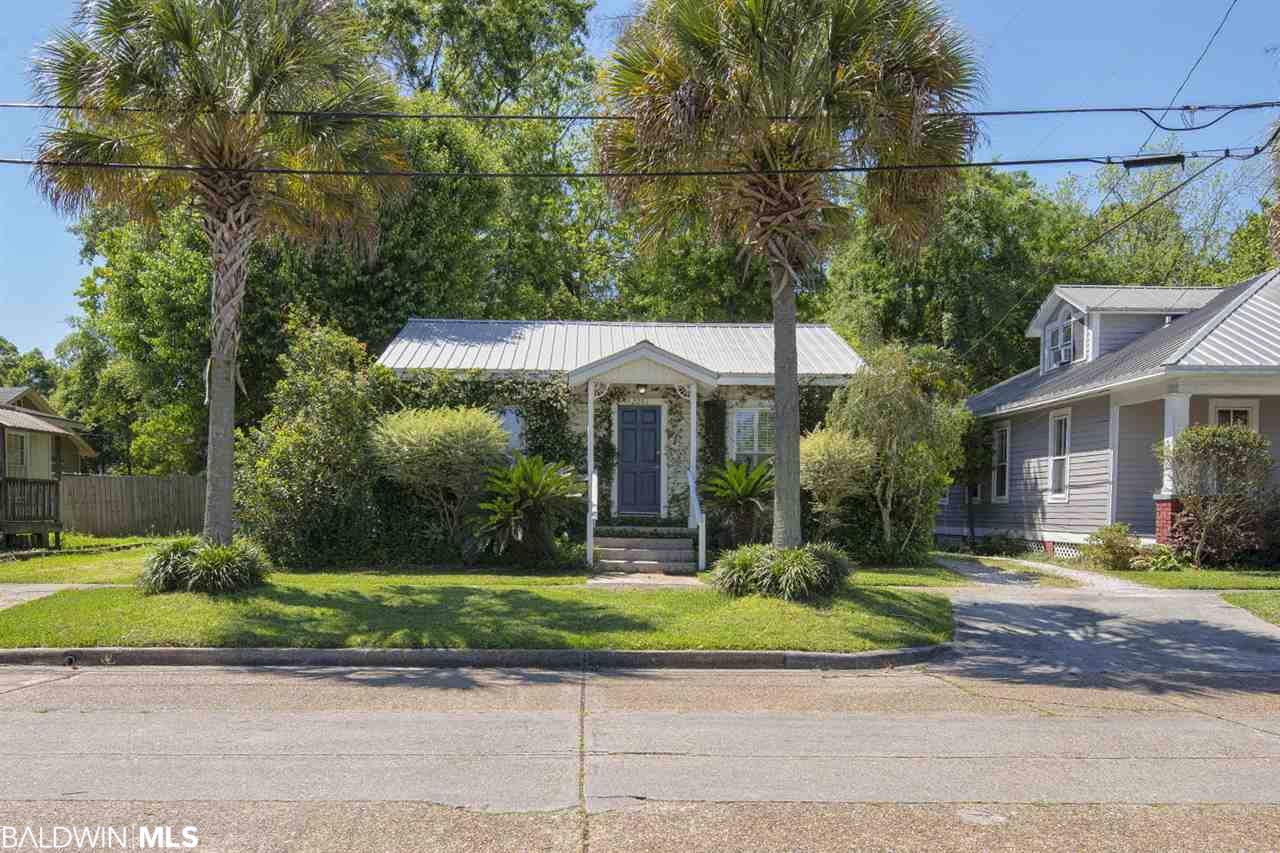 2053 Granger Street - Photo 1