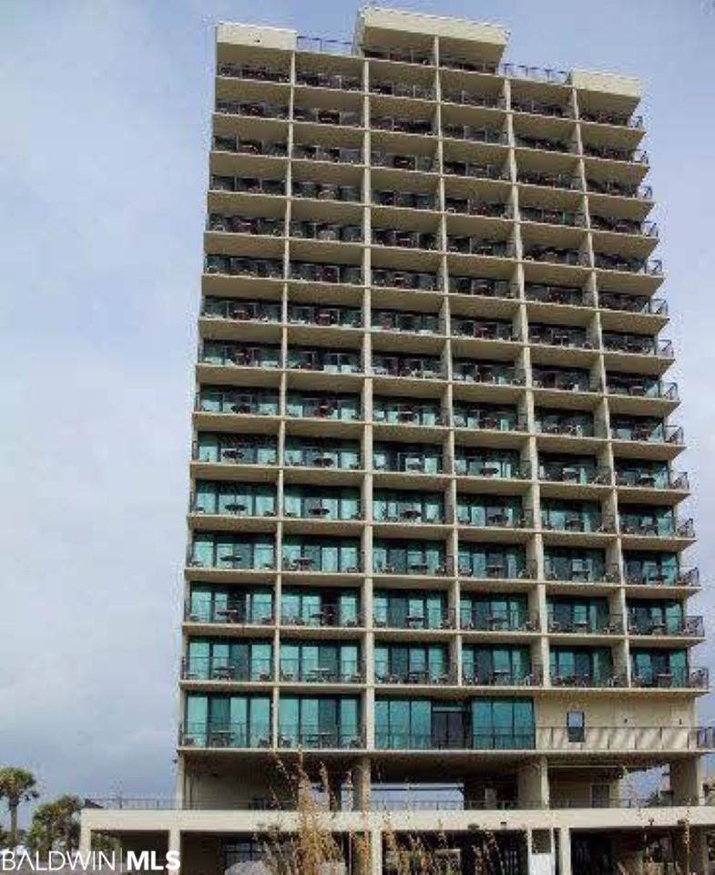 533 Beach Blvd - Photo 1