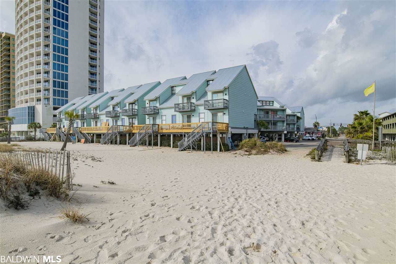 507 Beach Blvd - Photo 1