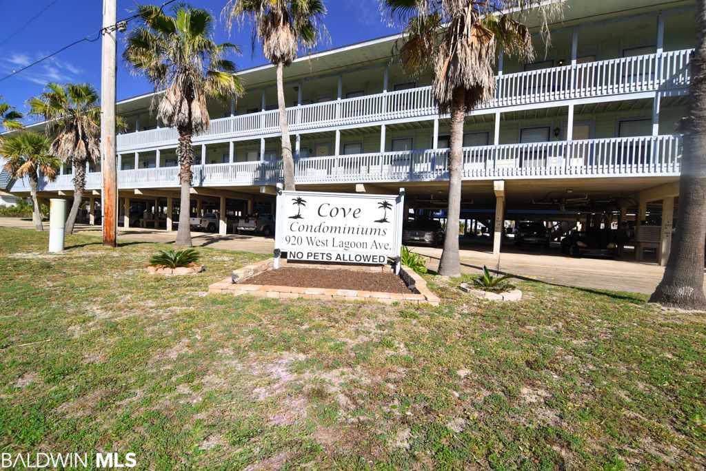 920 Lagoon Avenue - Photo 1