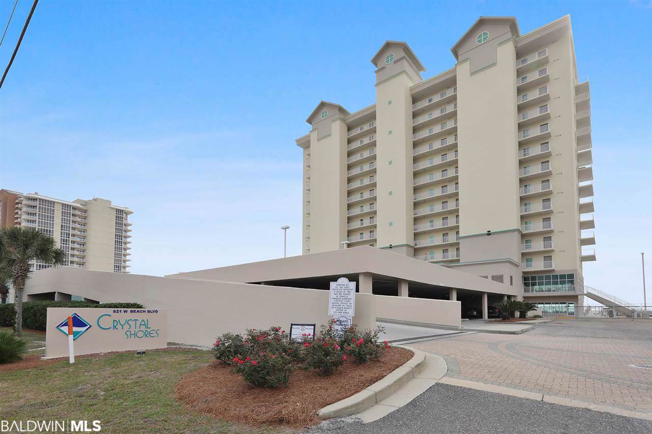921 Beach Blvd - Photo 1