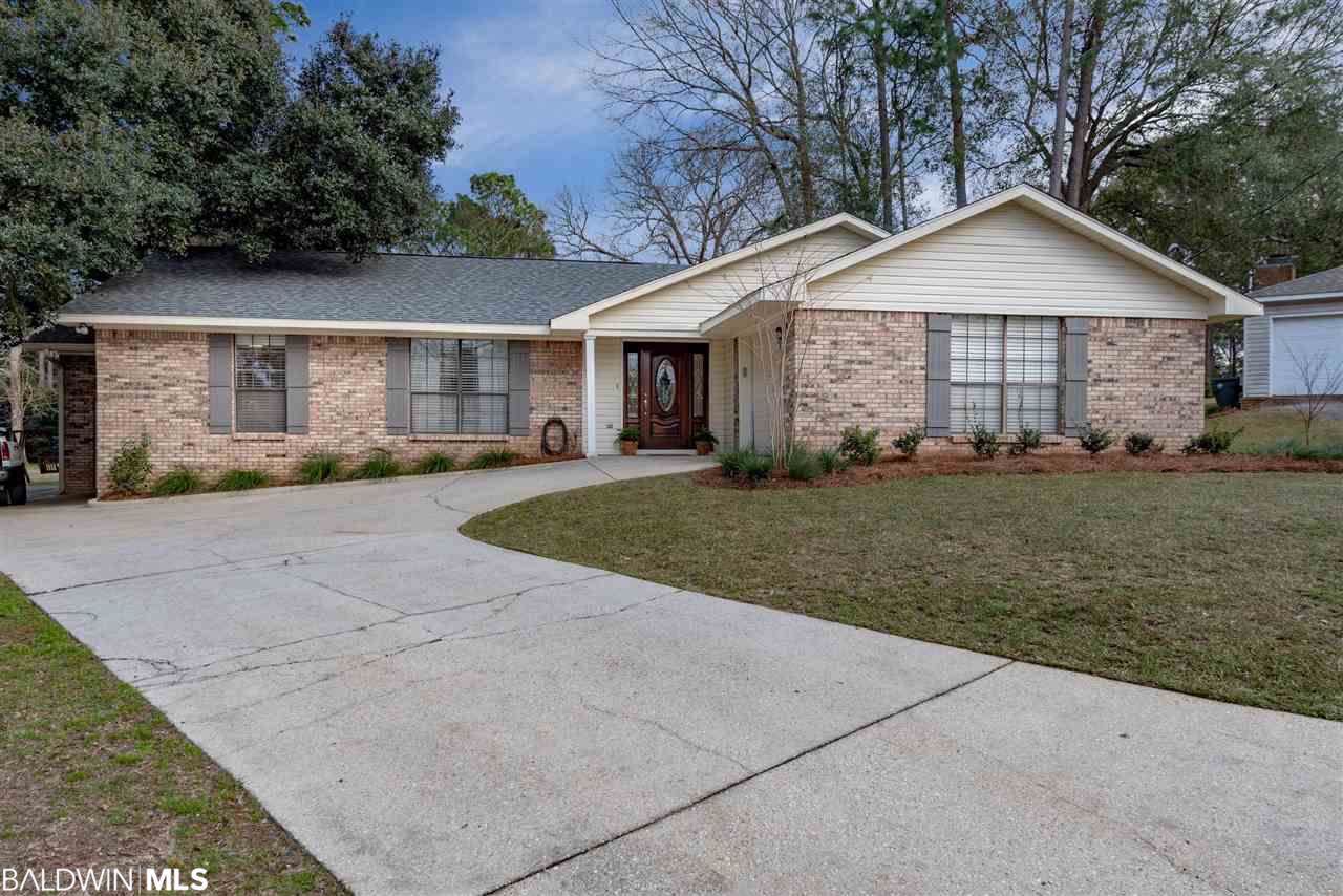 105 Lancaster Cir - Photo 1