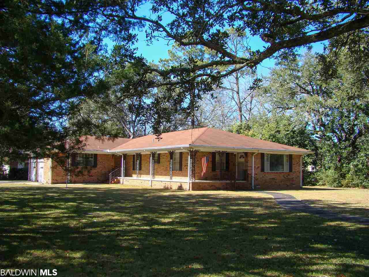 701 Mcmillan Av - Photo 1