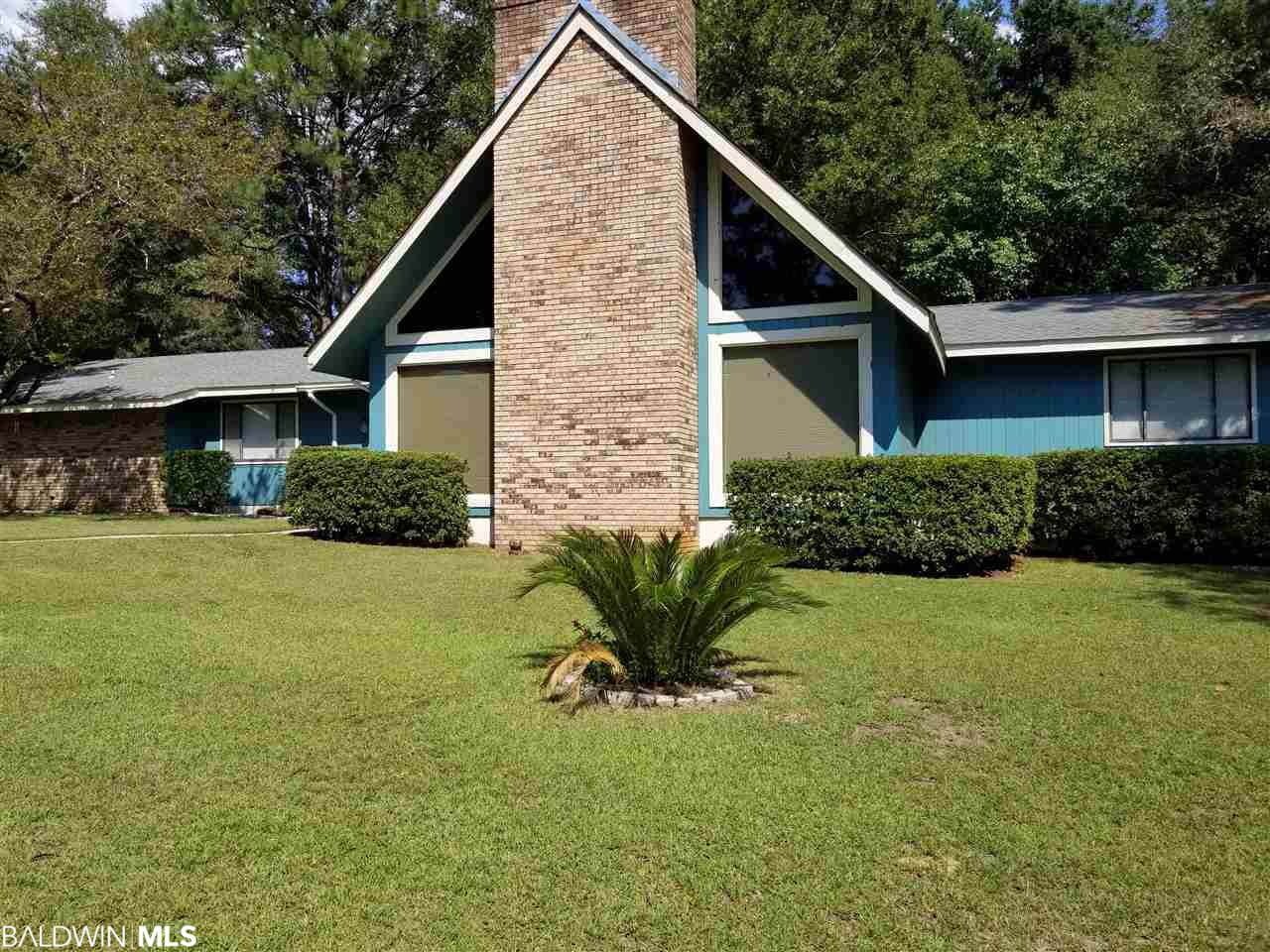 101 James Cir - Photo 1