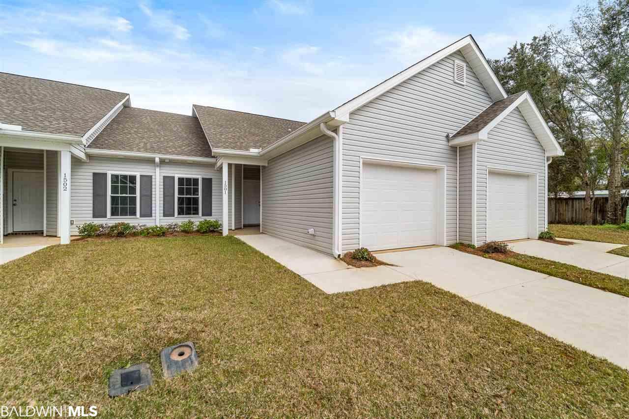 2651 Juniper St - Photo 1