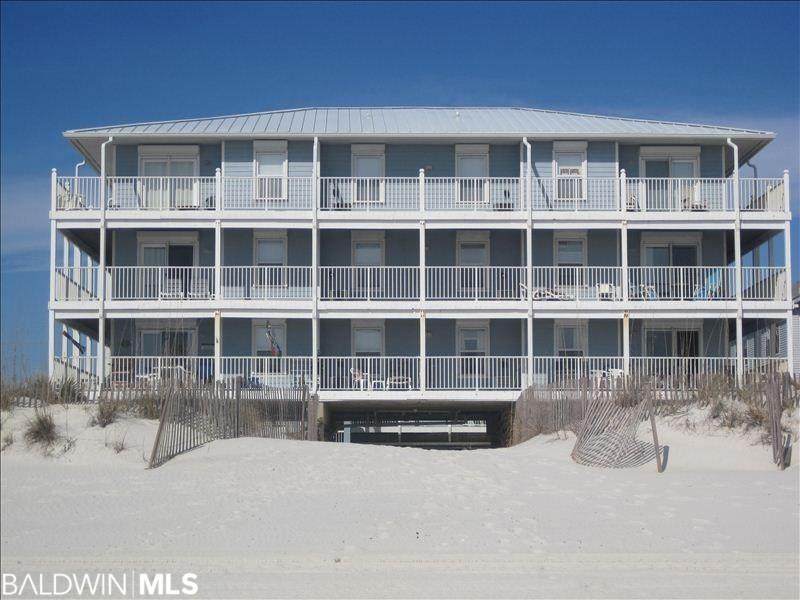 1129 Beach Blvd - Photo 1