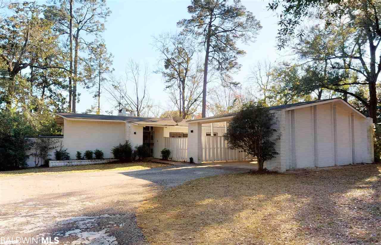 3975 Pinebrook Dr - Photo 1
