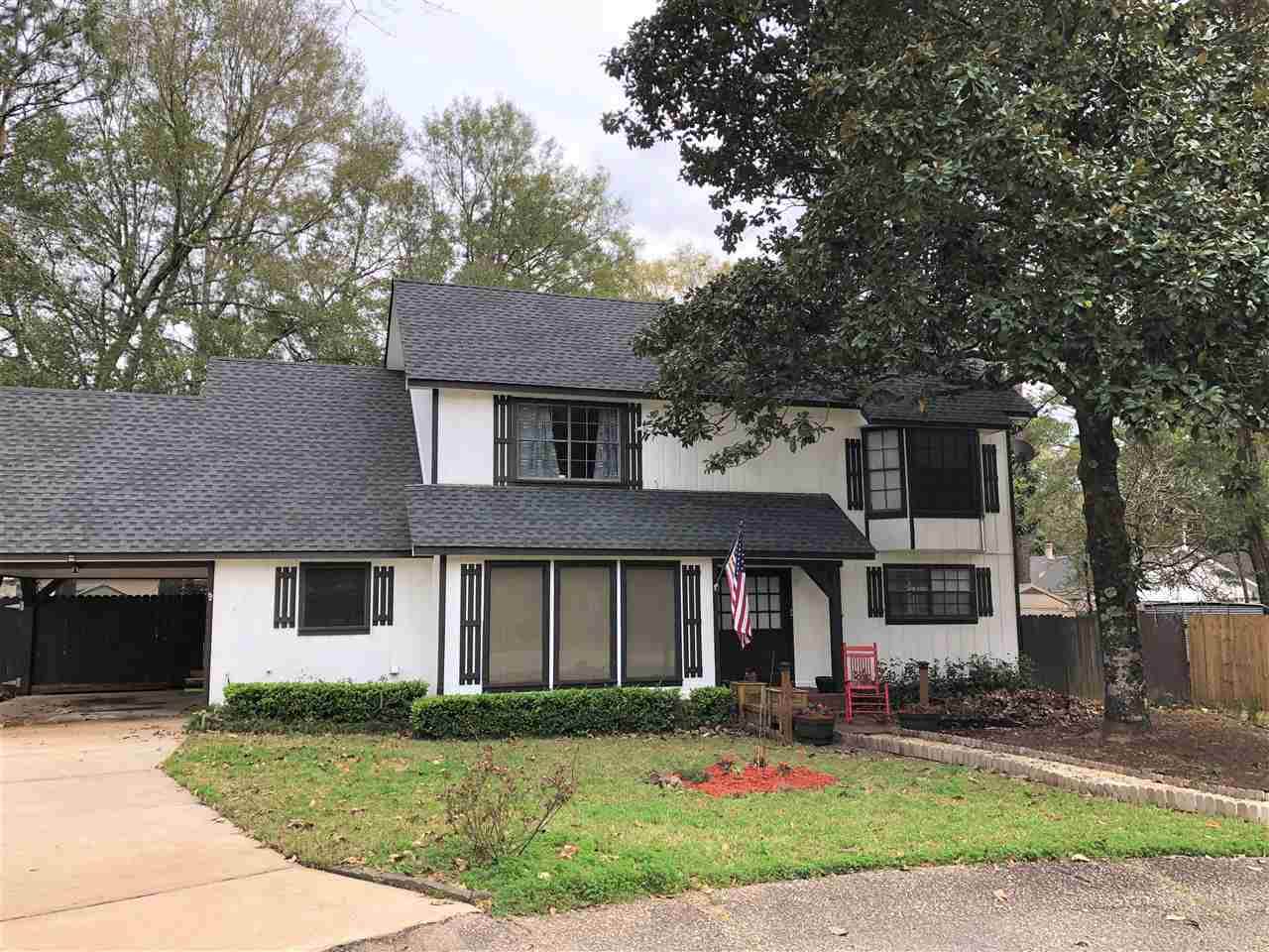 202 Bradbury Circle - Photo 1