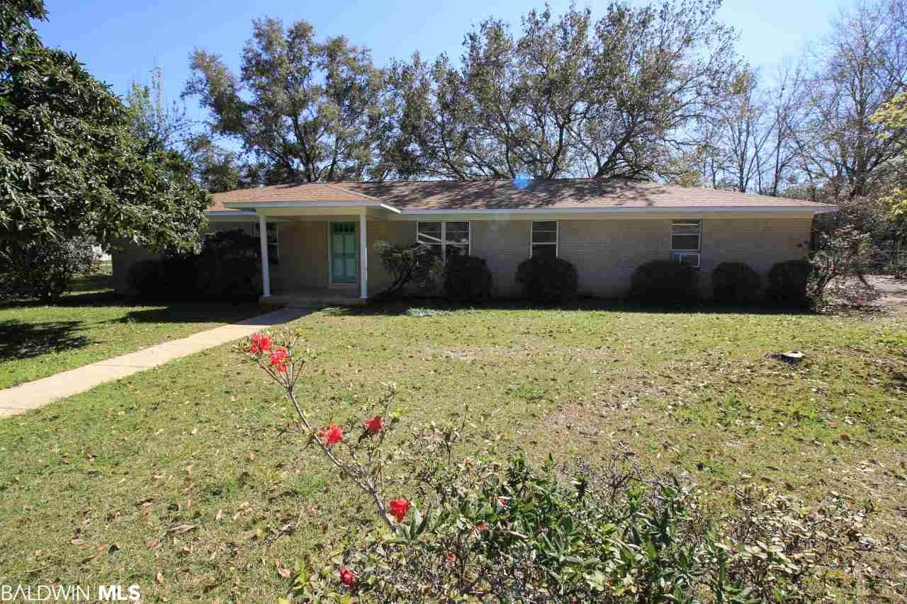 401 Berry Avenue - Photo 1