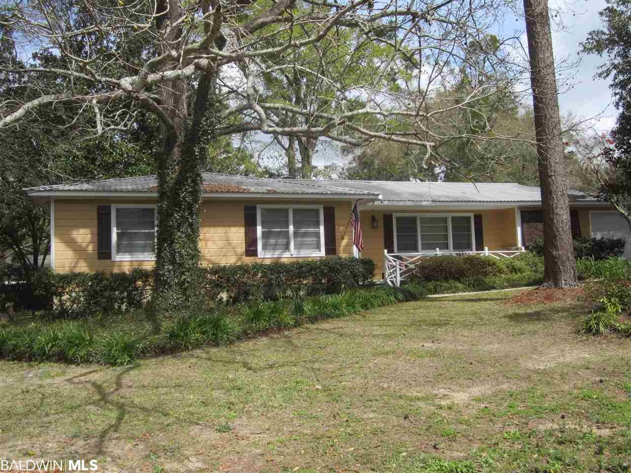 211 Pinecrest Lane - Photo 1