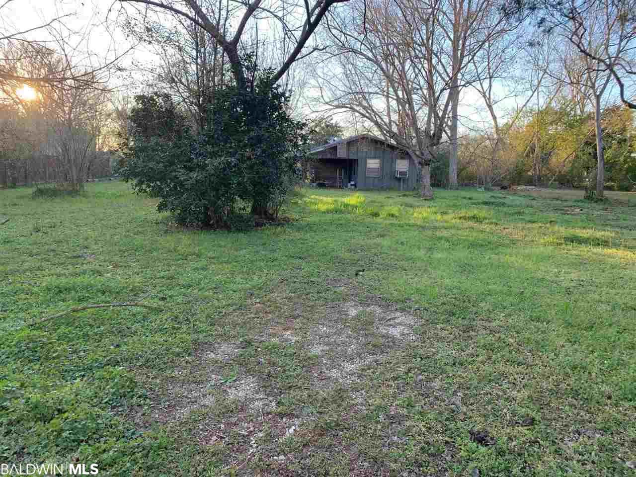 1080 Oak Street - Photo 1
