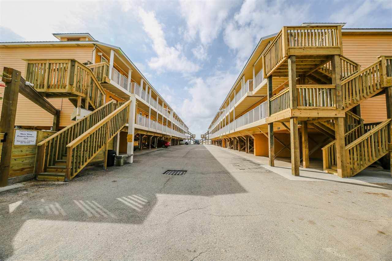 1157 Beach Blvd - Photo 1