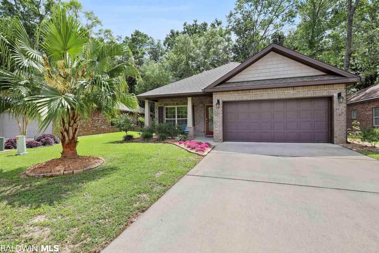 1204 Surrey Loop - Photo 1