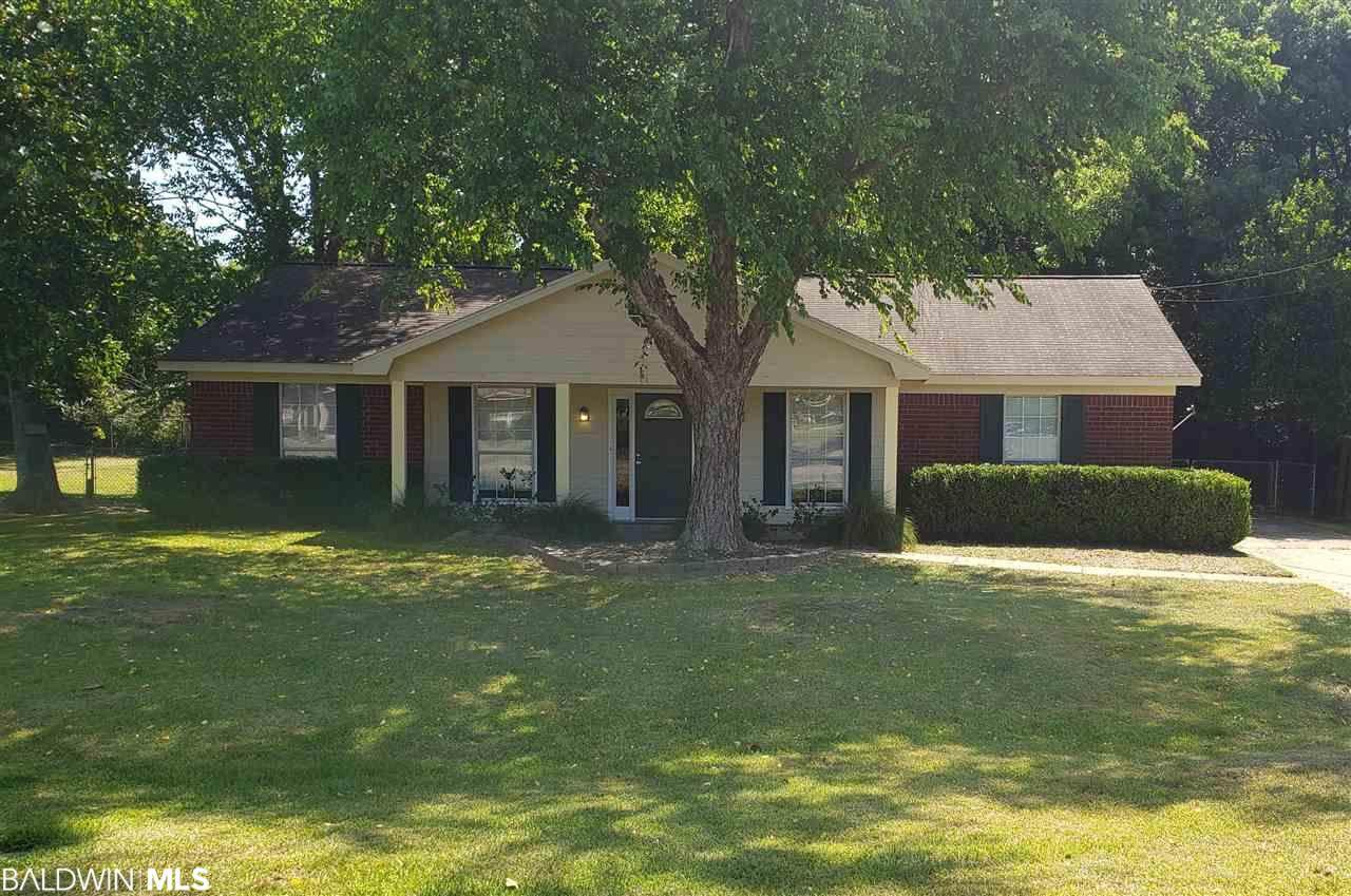 11 Magnolia Circle - Photo 1