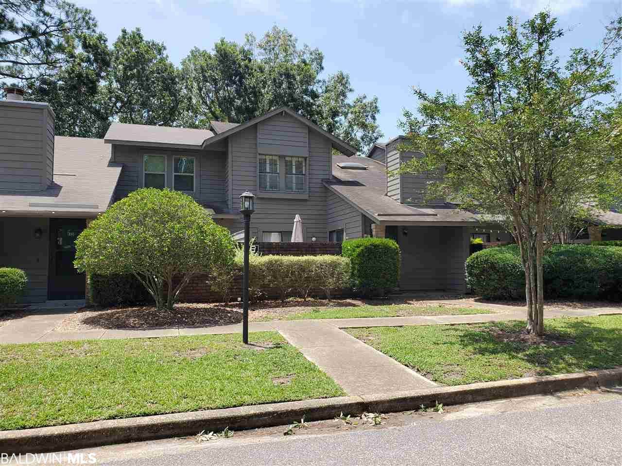 389 Clubhouse Drive - Photo 1