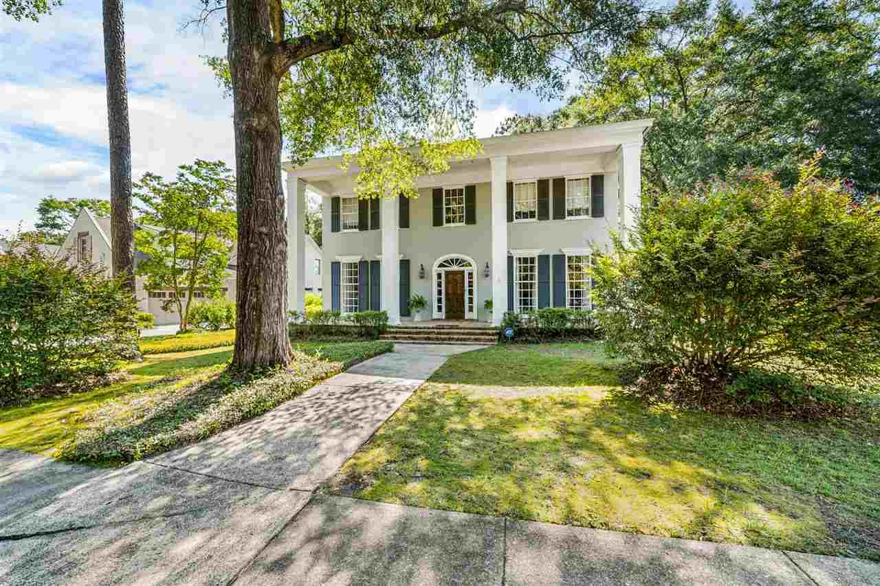 229 Lakewood Drive - Photo 1