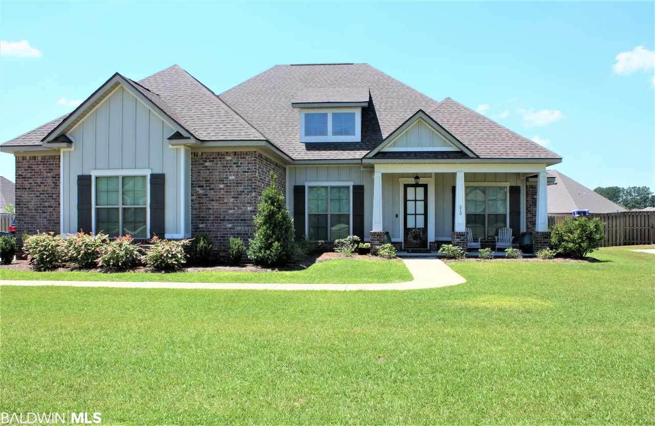 213 Hemlock Drive - Photo 1