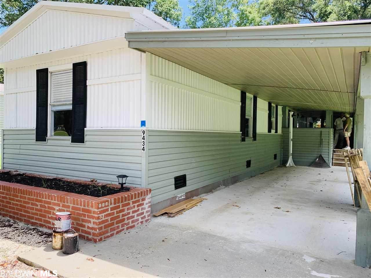 9434 Pinewood Dr - Photo 1