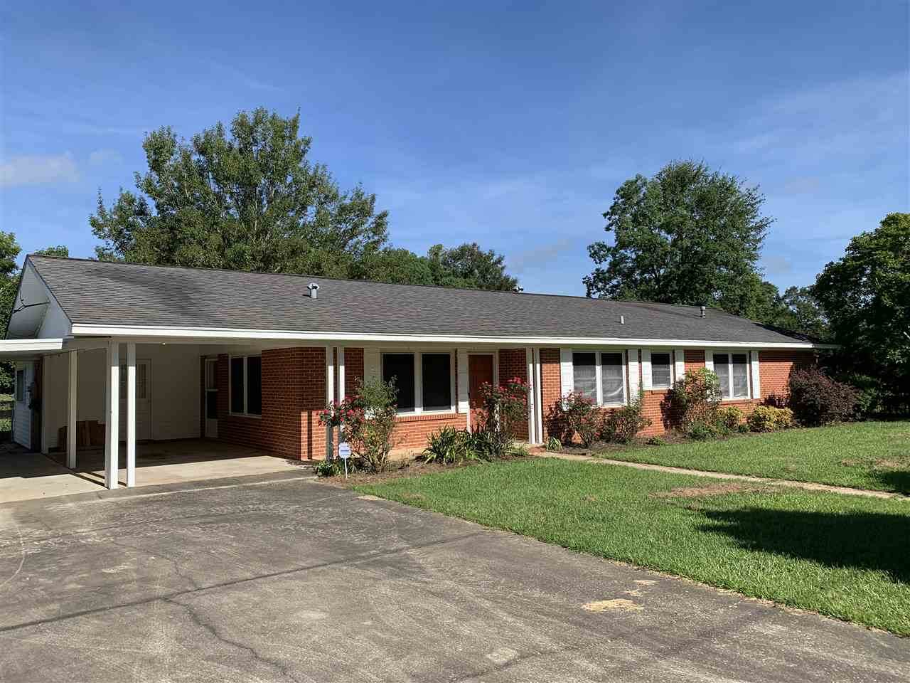 1102 Montgomery Avenue - Photo 1