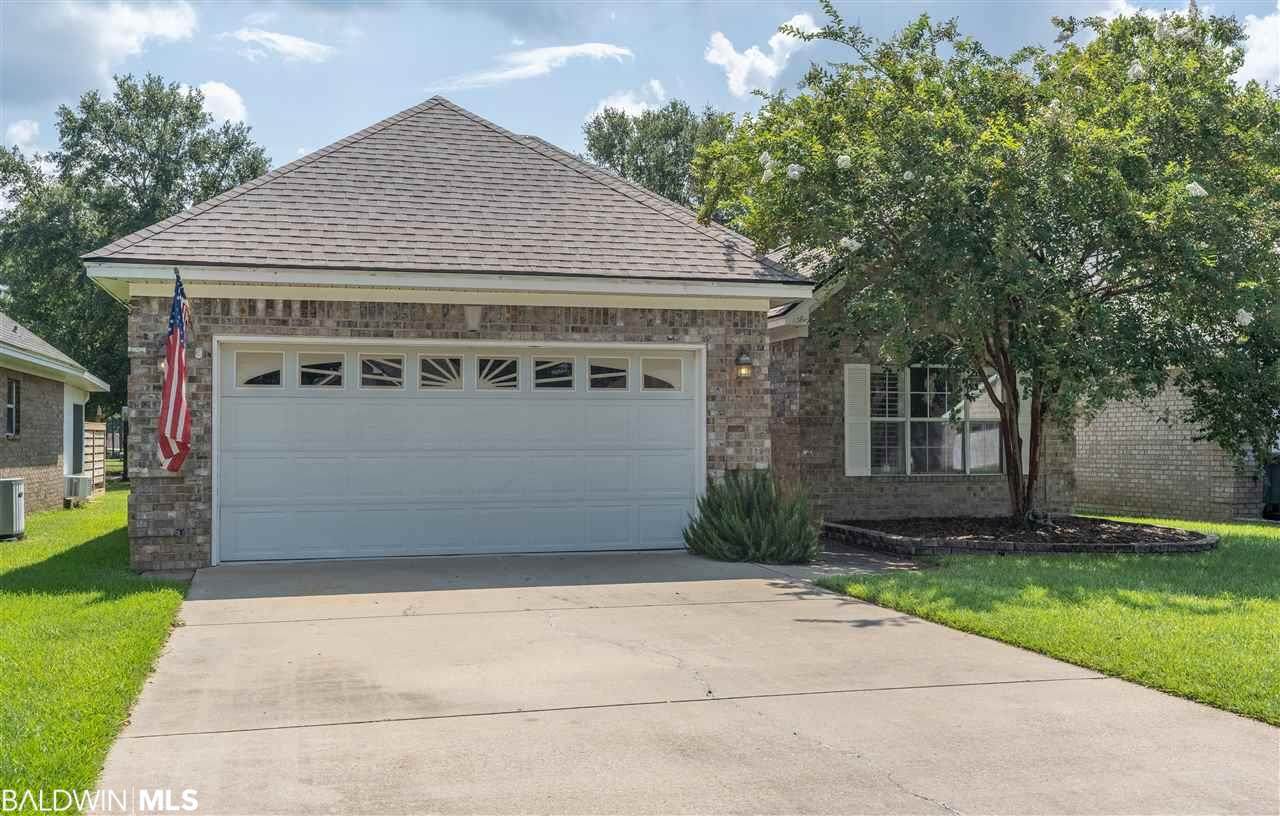 117 Club Drive - Photo 1