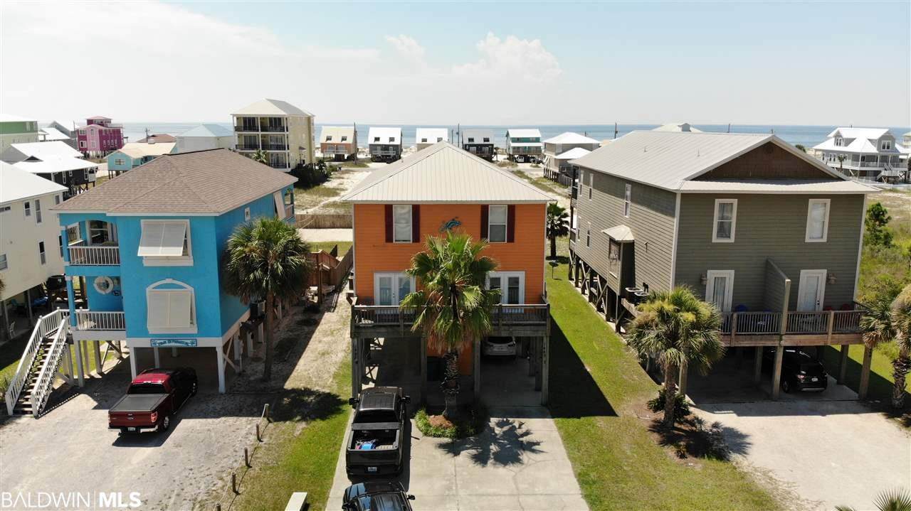 1445 Lagoon Avenue - Photo 1