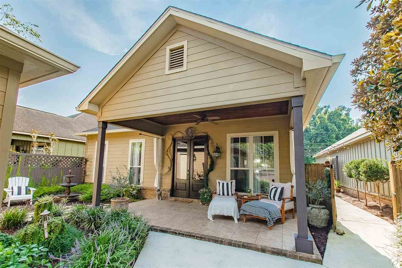 655 Norman Lane - Photo 1