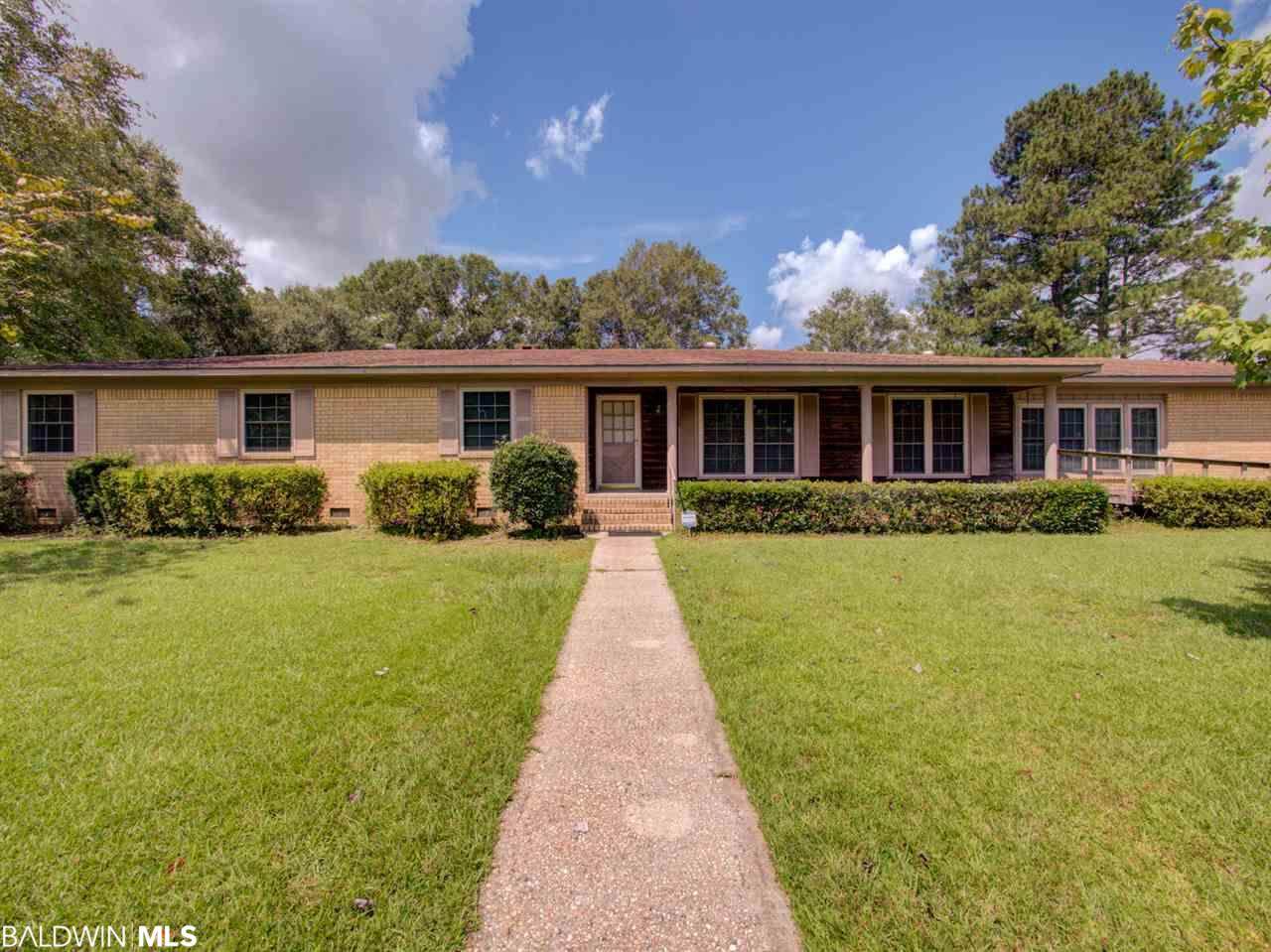 1099 Cypress St - Photo 1