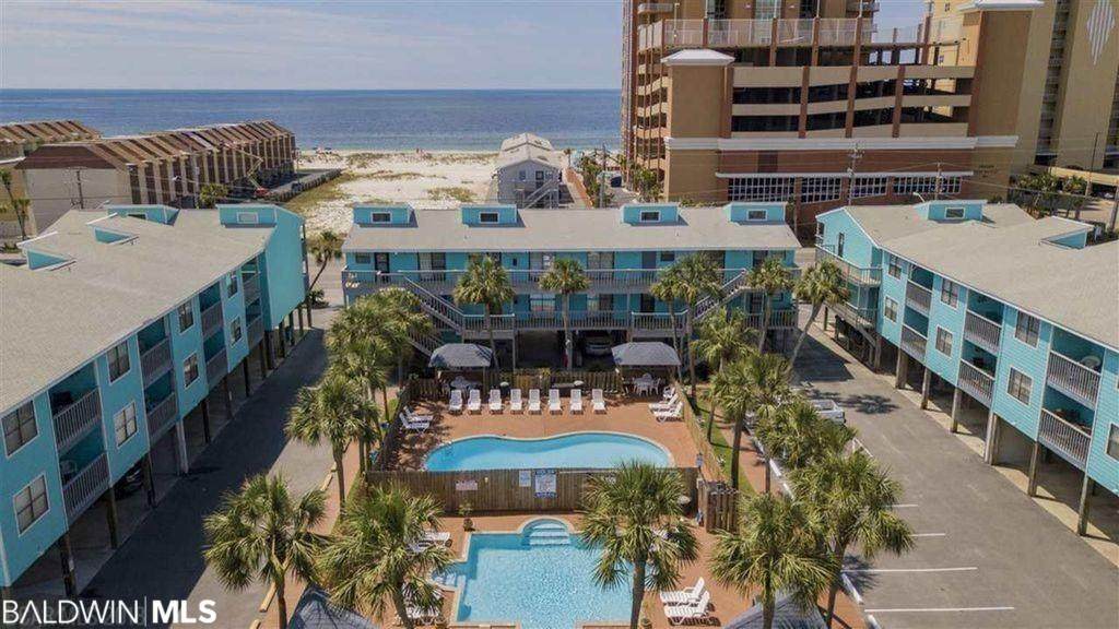 728 Beach Blvd - Photo 1