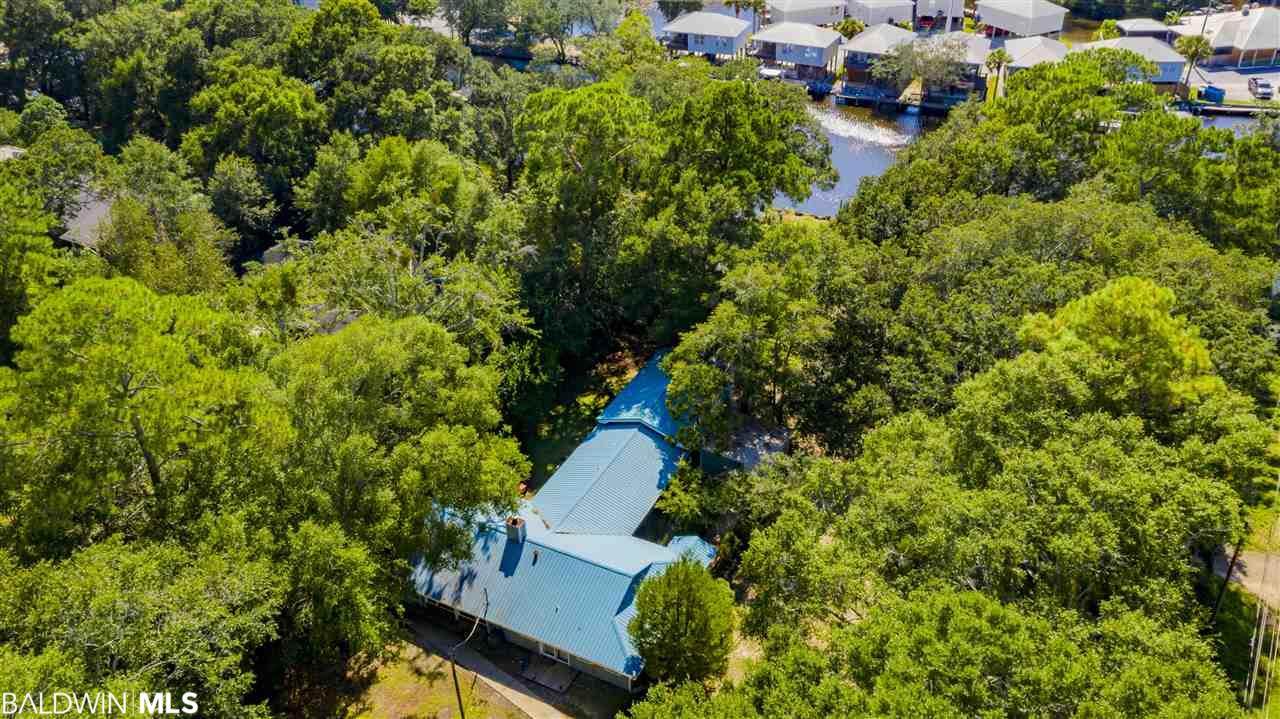 7501 Riverwood Dr - Photo 1