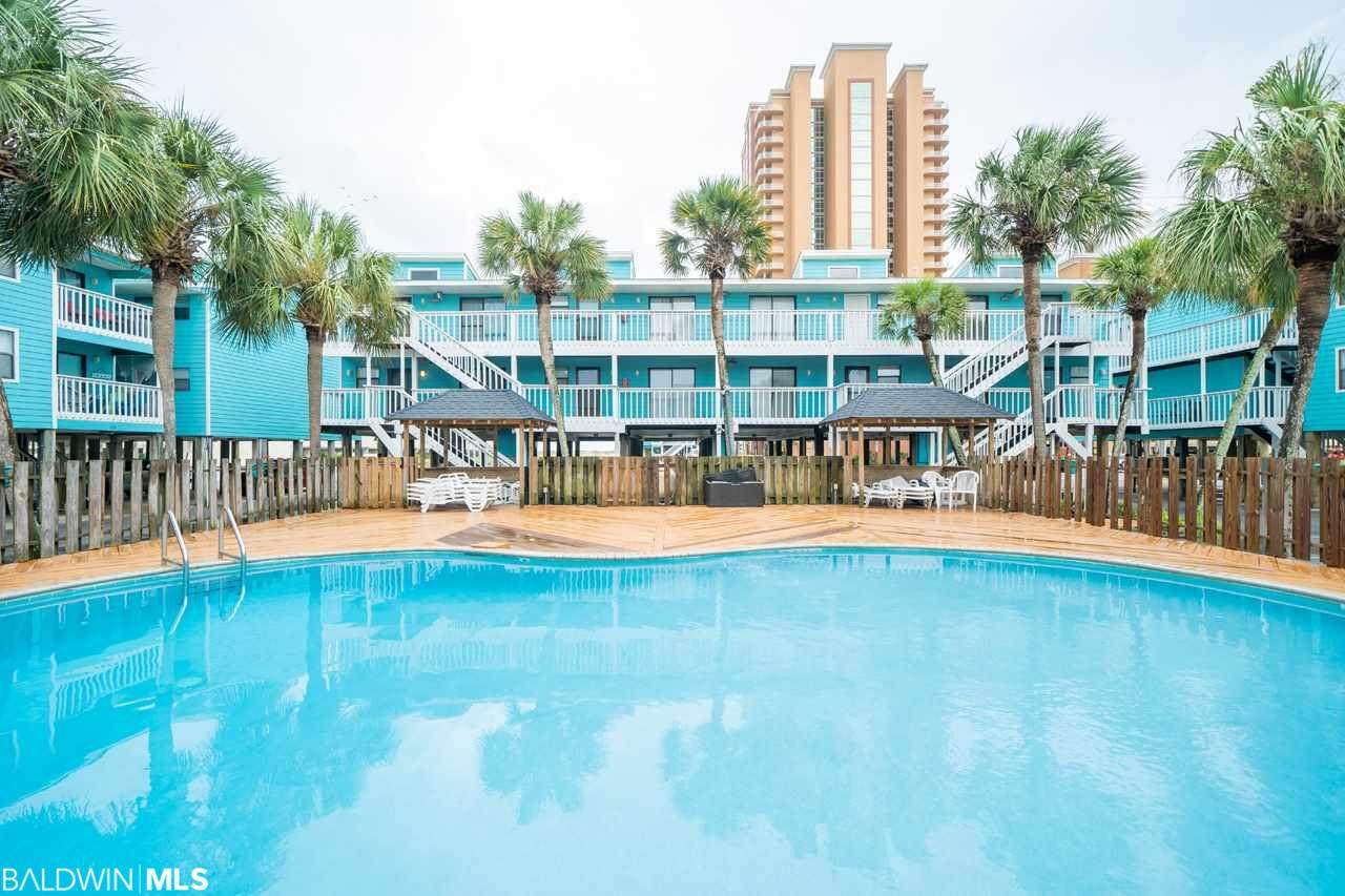 729 Beach Blvd - Photo 1