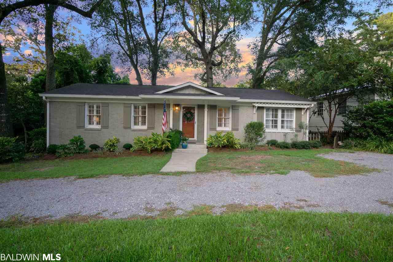 153 Pinecrest Lane - Photo 1