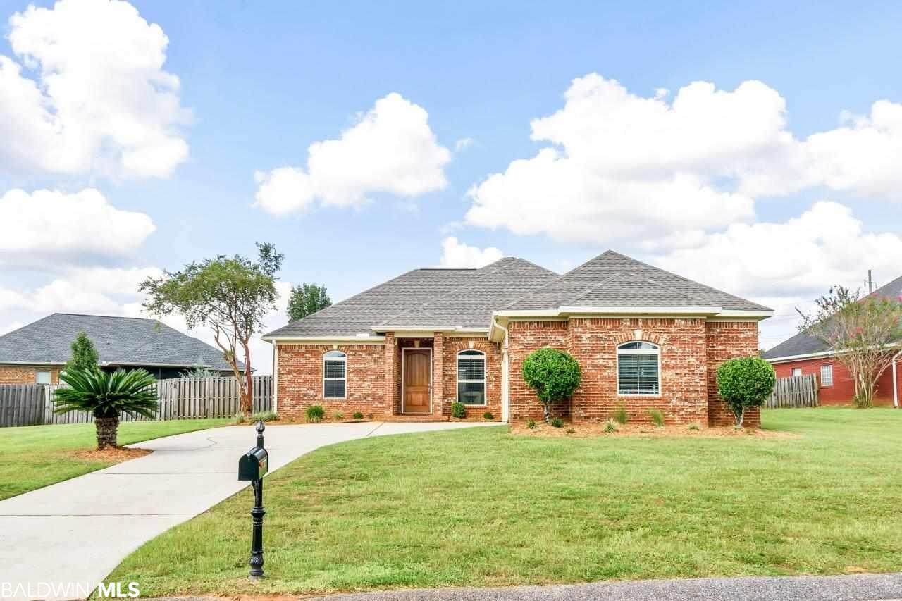 372 Laura Court - Photo 1
