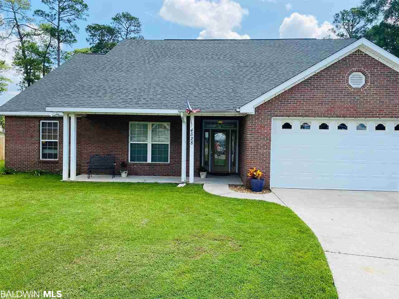 4528 Coral Cir - Photo 1