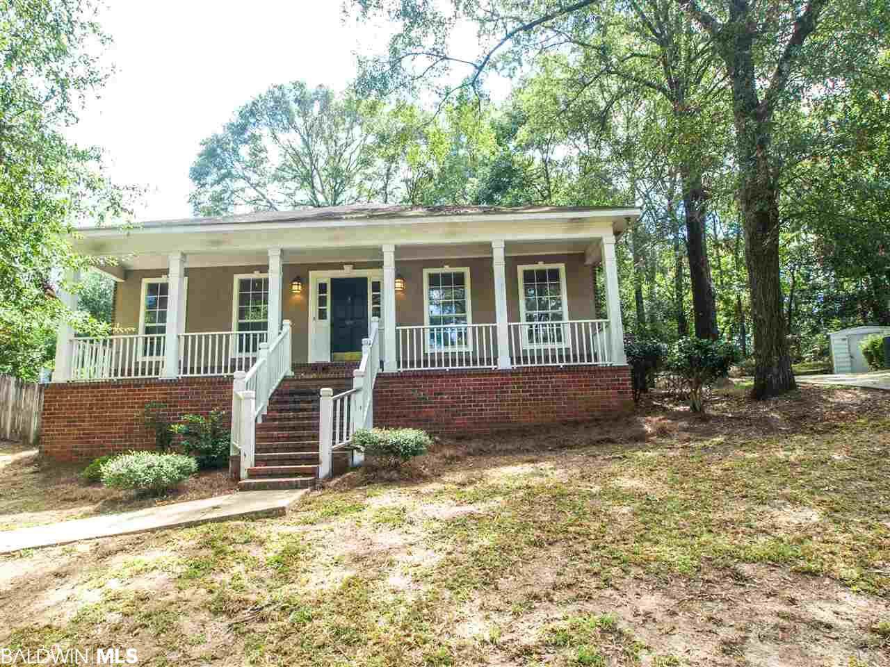 717 Monarch Dr - Photo 1