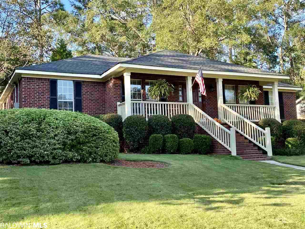 129 Lakeview Loop - Photo 1