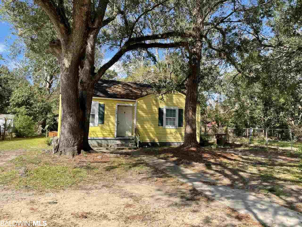 1456 Houston St - Photo 1