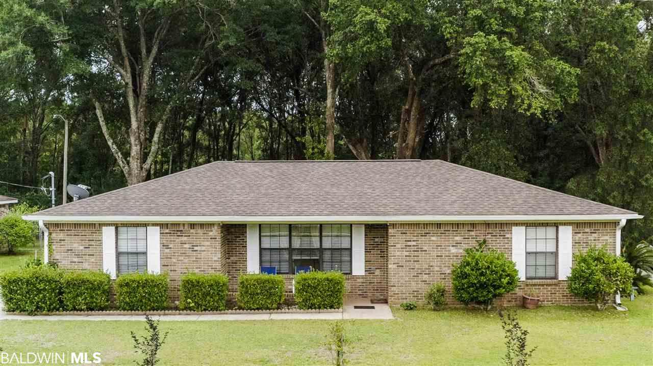 523 Amanda Avenue - Photo 1