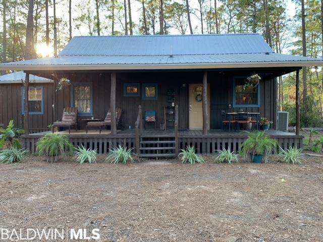 5945 Pinewood Dr - Photo 1