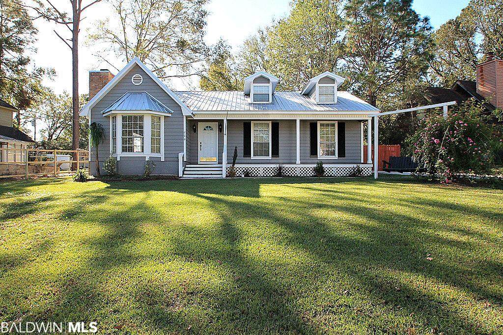 109 Chatam Loop - Photo 1