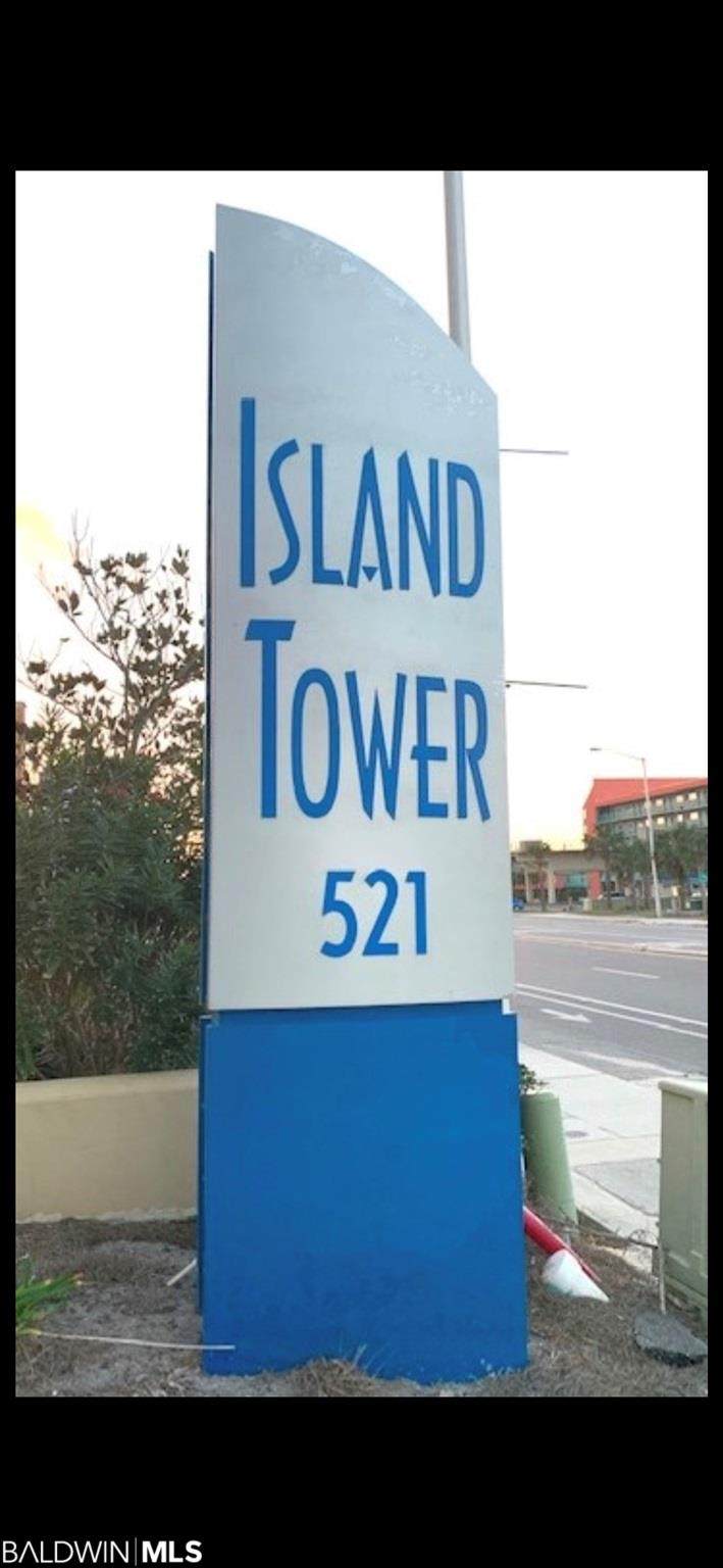521 Beach Blvd - Photo 1
