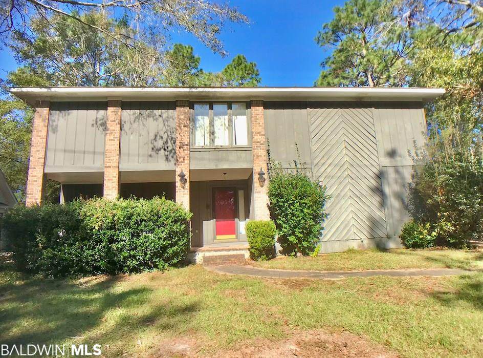 165 Rolling Hill Drive - Photo 1
